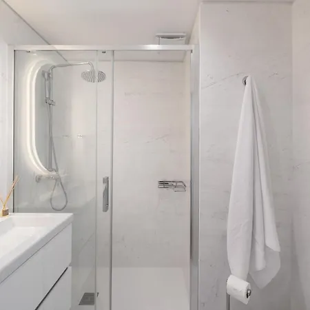 Acqua Vii - Luxury 3br In Фуншал