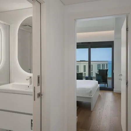 Acqua Vii By An Island Apartment