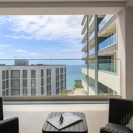 Acqua Vii By An Island Apartment *