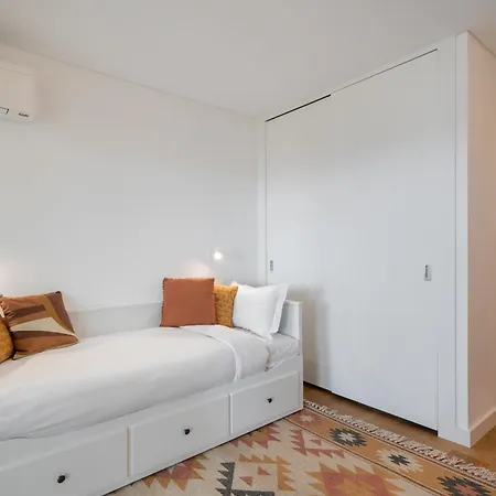 Acqua Vii - Luxury 3br In פונשל